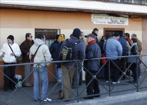 INFORME DE C&Aacute;RITAS SOBRE LA POBREZA EN ESPA&Ntilde;A