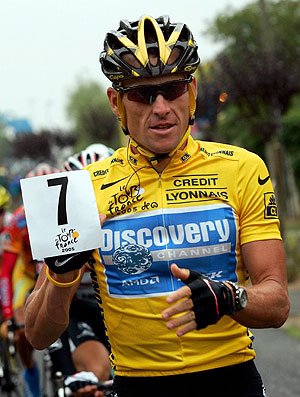 ARMSTRONG: NO ESTAMOS EN ABSOLUTO DE ACUERDO