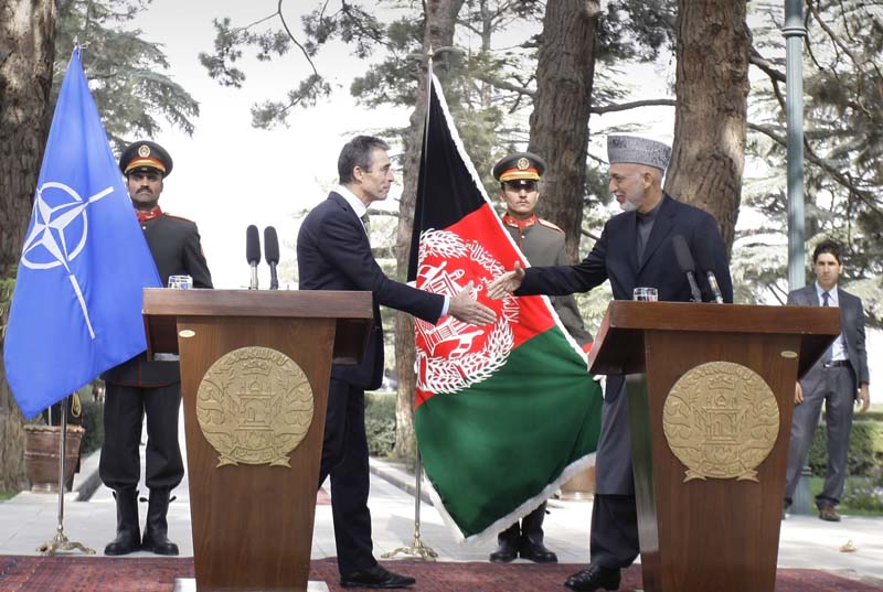 LA OTAN, KARZAI... Y AFGANIST&Aacute;N