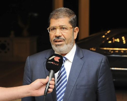 MURSI ABANDONA EL PALACIO PRESIDENCIAL POR SU SEGURIDAD