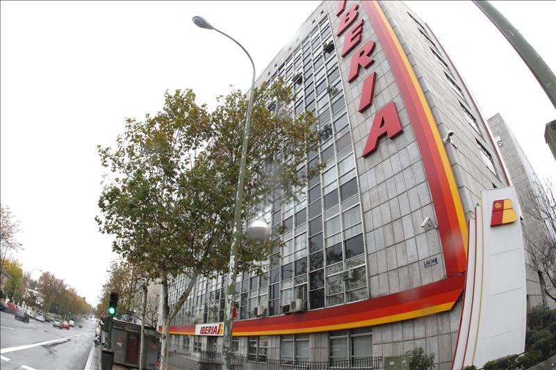 IBERIA SE DESHACE POCO A POCO