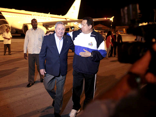 SIGUE LA MENTIRA EN TORNO A CH&Aacute;VEZ