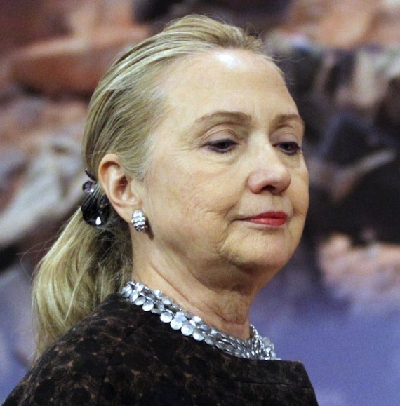 FIN DE A&Ntilde;O DE HILLARY RODHAM: ENFERMEDAD
