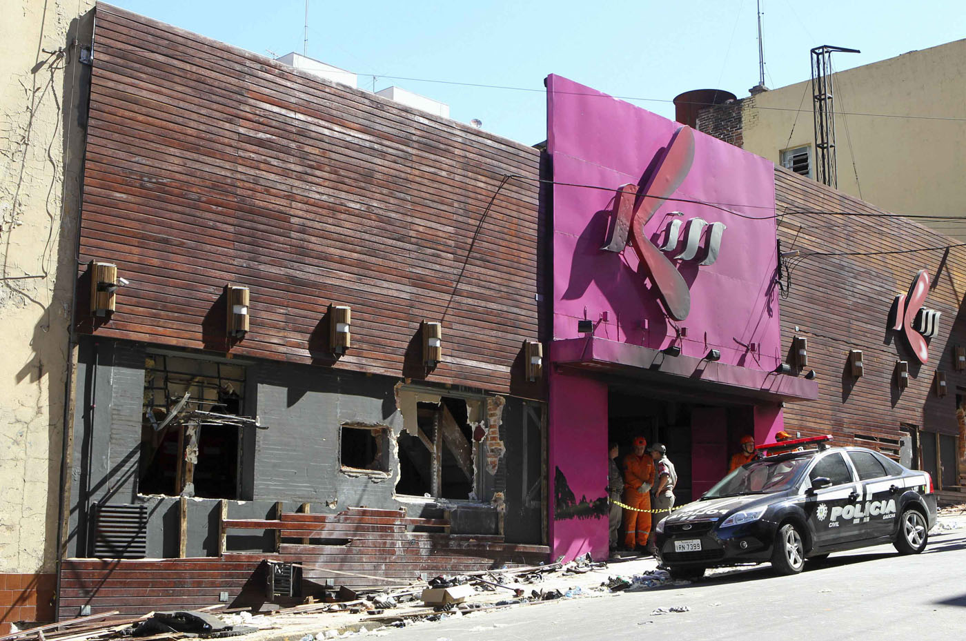 ARRESTOS TRAS EL INCENDIO DE LA DISCOTECA