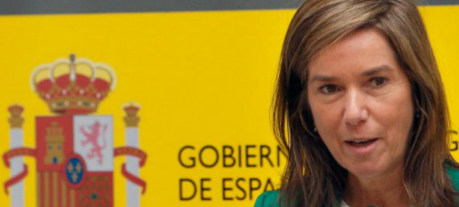 ANA MATO SE AFERRA AL SILLÓN