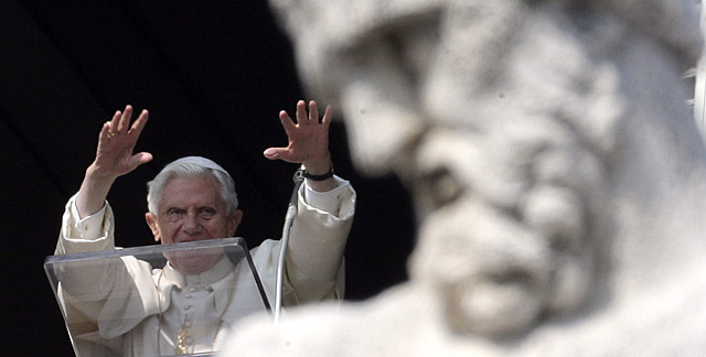ÚLTIMOS COLETAZOS DEL PAPA: "RENOVACIÓN"