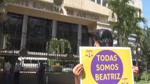 ABORTO PROHIBIDO- CESÁREA PERMITIDA