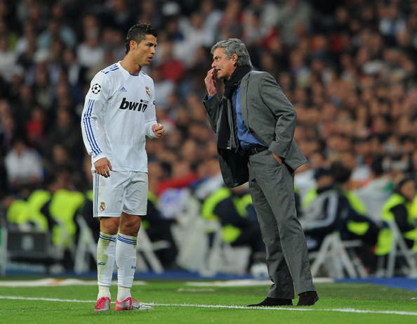 MOURINHO.... SIEMPRE EL ESCÁNDALO