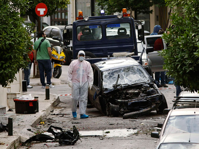 ATENTADO EN ATENAS