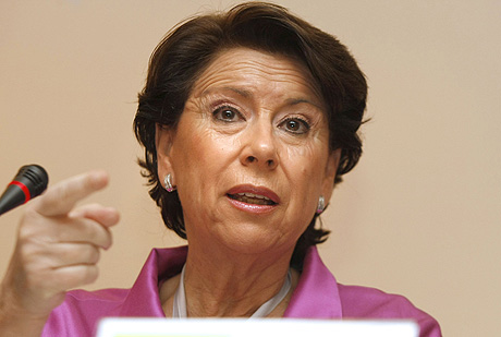 IMPUTADA POR LOS ‘ERE’ LA EX MINISTRA DE FOMENTO