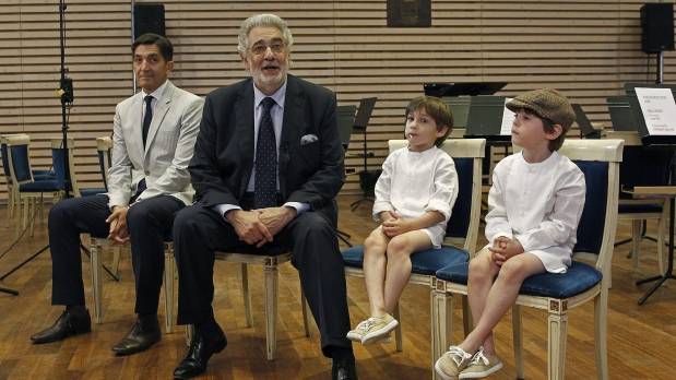 PLÁCIDO DOMINGO SE RECUPERA