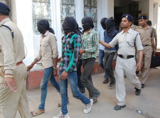 CADENA PERPETUA EN INDIA POR VIOLACIÓN