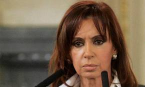 CRISTINA KIRCHNER PROHIBE AHORA A LOS SUPERMERCADOS ANUNCIARSE EN LOS DIARIOS NO AFINES.
