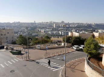 EL MINISTRO ISRRAELÍ DE VIVIENDA LLAMA A CONSTRUIR MASIVAMENTE EN LAS COLONIAS: EN JERUSALEM, EN JUDEA Y EN SAMARIA.