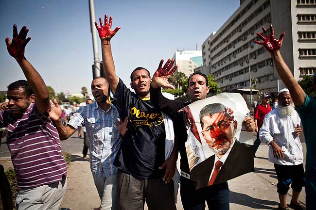 MÁS MANIFESTACIONES Y MÁS MUERTOS EN EGIPTO