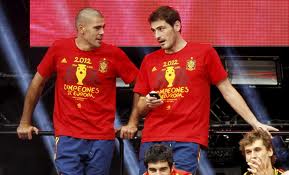 ESPAÑA PREOCUPADA: ¿CASILLAS-VALDES?