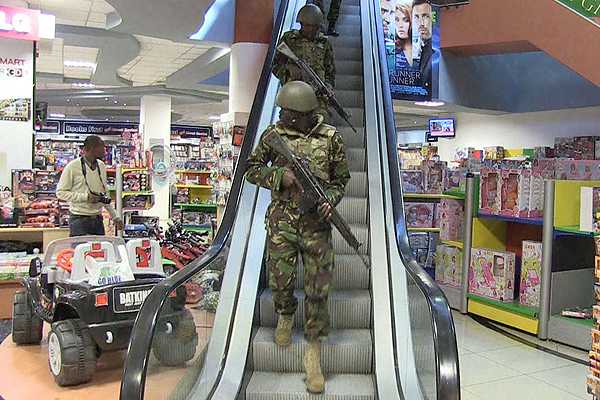 EXTRANJEROS ENTRE LOS ASALTANTES DE KENIA
