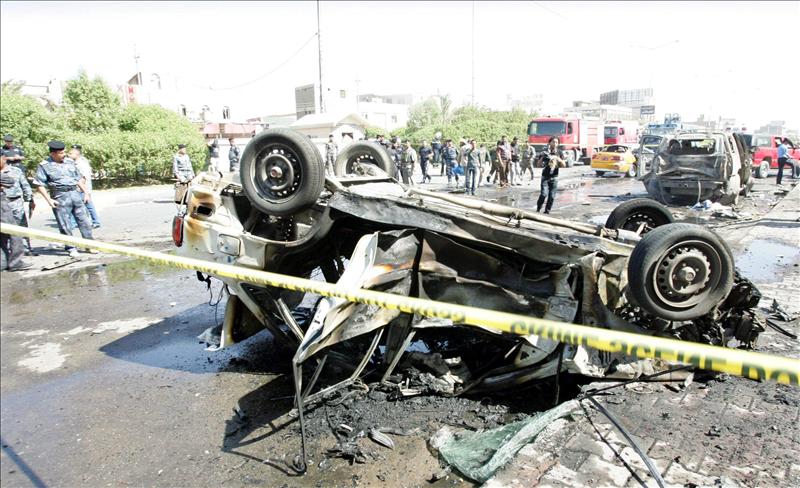 NUEVOS ATENTADOS SUICIDAS AL OESTE DE IRAK