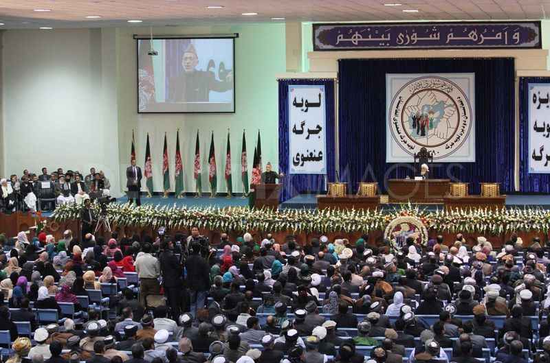 LA ASAMBLEA DE NOTABLES AFGANA HA DECIDIDO QUE OBAMA VUELVA A MENTIR