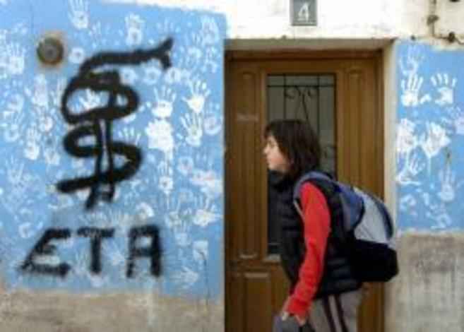 ETA: FALTA DE SENSIBILIDAD POR AMBAS PARTES