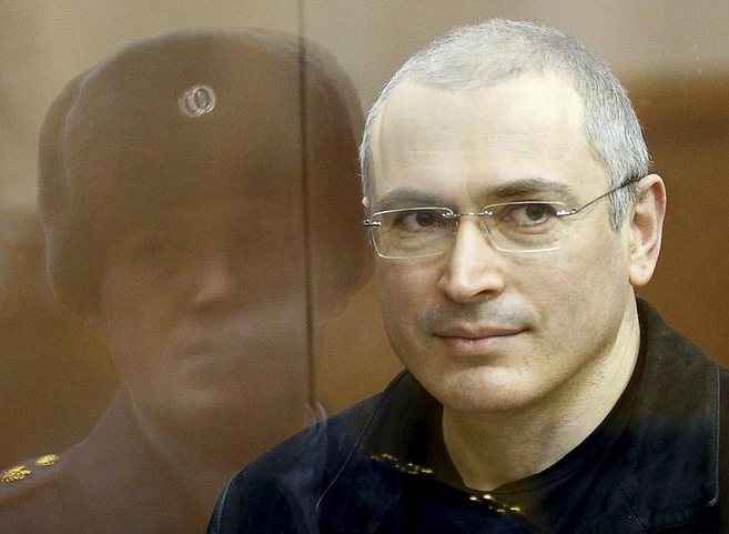 JODORKOVSKI SE BENEFICIARÁ TAMBIÉN DE LA AMNISTÍA DE PUTIN
