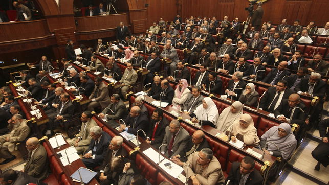 NUEVA CONSTITUCIÓN EN EGIPTO PESE A LAS PROTESTAS