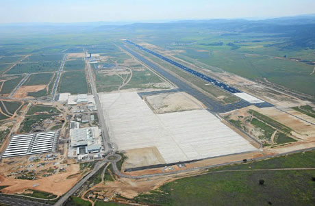 GRAN GANGA: AEROPUERTO POR SÓLO 100 MILLONES