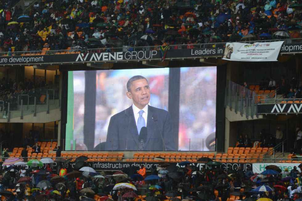 CONCURRIDO HOMENAJE A NELSON MANDELA