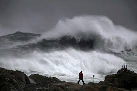TEMPORAL EN LAS COSTAS GALLEGAS