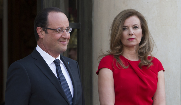 Y HOLLANDE SE SEPARA…