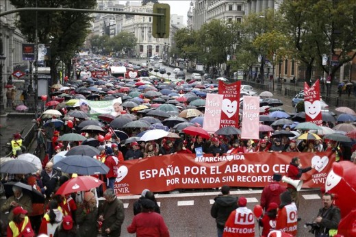 MANIFESTACIÓN EN CONTRA DE LAS RESTRICCIONES AL ABORTO