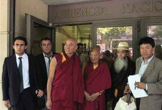 LA JUSTICIA ESPAÑOLA SE CUBRE DE GLORIA HASTA LAS OREJAS