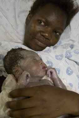 UN MILLÓN DE BEBÉS MUEREN ANUALMENTE EN SUS PRIMERAS HORAS DE VIDA