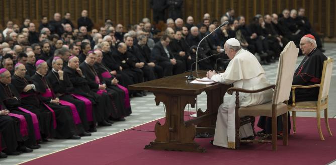 LA ECONOMÍA ESPAÑOLA DA CONFIANZA HASTA AL PAPA