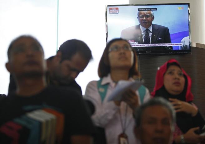 AUMENTA EL MISTERIO SOBRE EL BOEING DE MALAYSIA AIRLINES