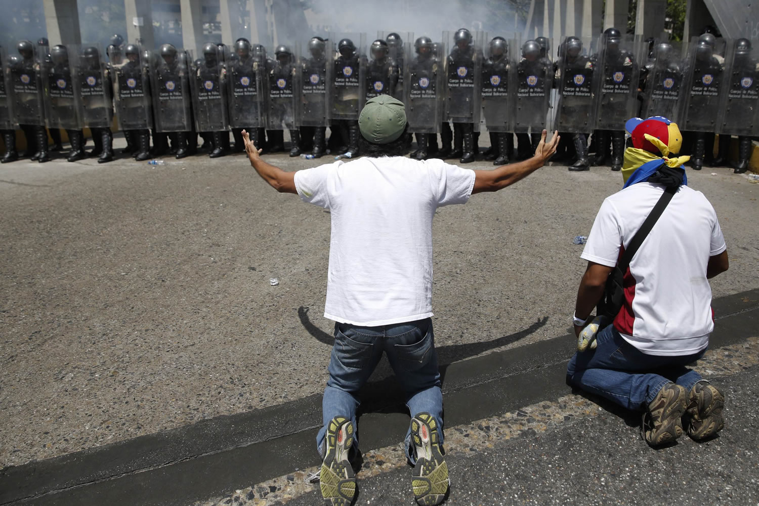 MADURO RECONOCE EXCESOS EN LA REPRESIÓN DE PROTESTAS