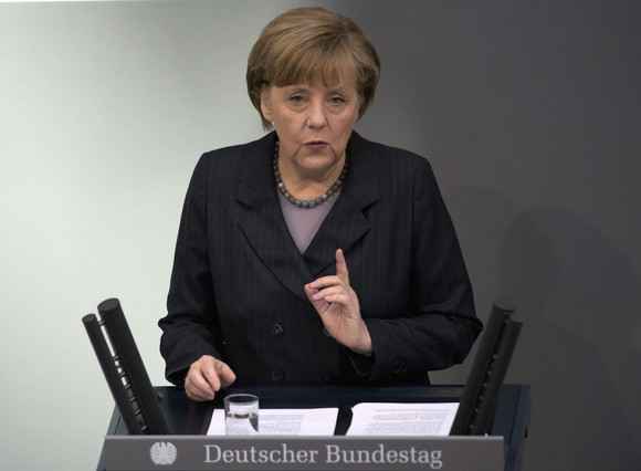 MERKEL: “EXPULSIÓN DE LOS INMIGRANTES DE LA UNIÓN EUROPEA SIN TRABAJO”