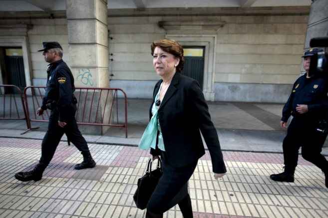 PROCESO DE EMBARGO DE LA EX MINISTRA SOCIALISTA