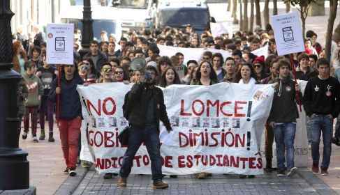 SEGUNDO DÍA DE LA HUELGA DE ESTUDIANTES