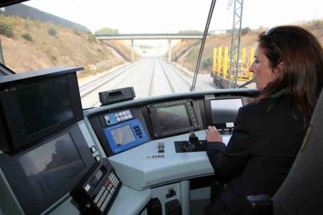 LA CONFIANZA DESCONFIADA DE RENFE