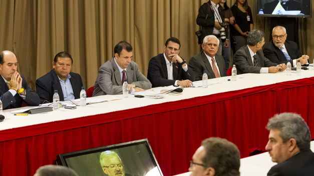 MADURO SE HA REUNIDO