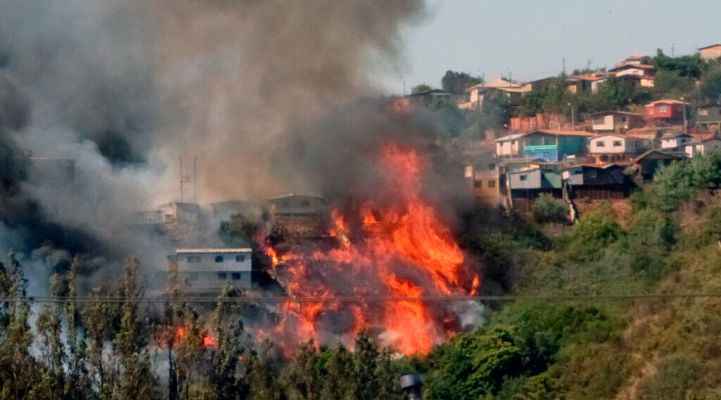 SIGUE EL INCENDIO DE VALPARAÍSO