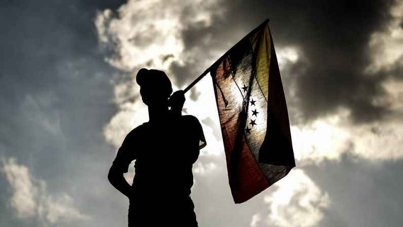 VENEZUELA: ¿AQUÍ PAZ, Y DESPUÉS GLORIA?