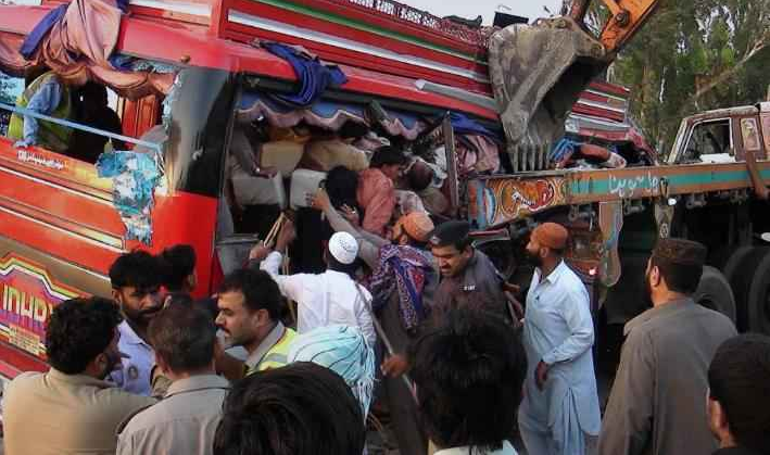 DRAMÁTICO ACCIDENTE EN PAKISTÁN