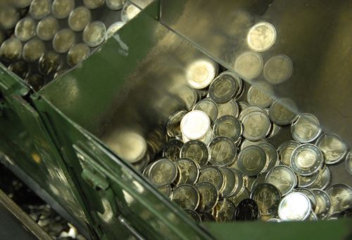 LA ECONOMÍA CRECE... Y EL DESEMPLEO TAMBIÉN