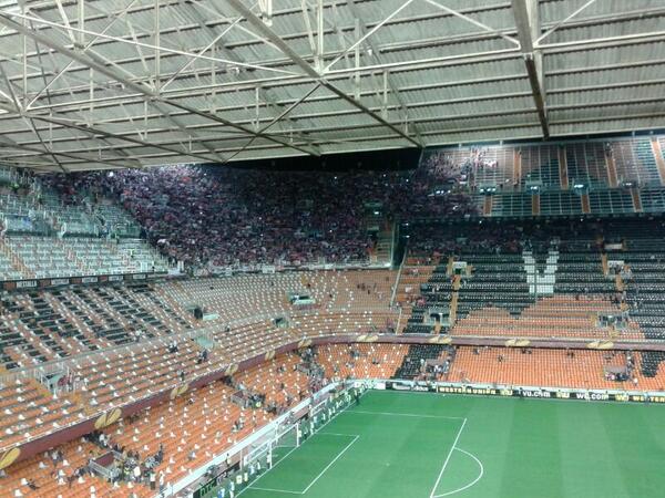 Y EN EL ÚLTIMO MINUTO SE ACABÓ LA FIESTA EN MESTALLA