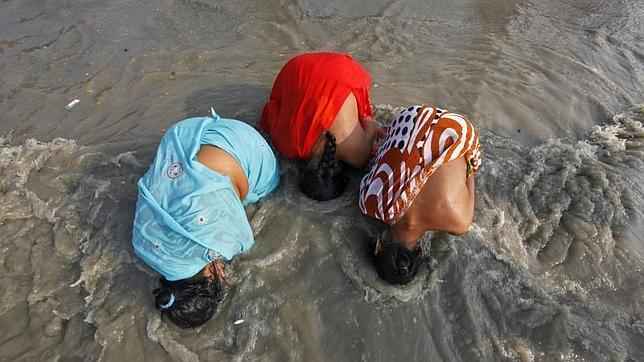 AGUA: LUCHA DE INTERESES
