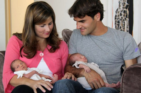 DOBLES MIXTOS PARA FEDERER