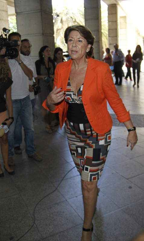 EMBARGAN A LA EX MINISTRA PARA CUBRIR SU FIANZA