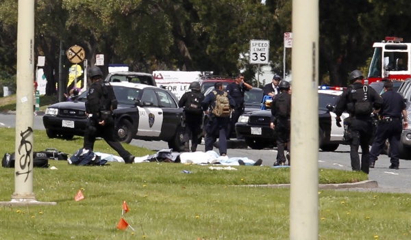 TIROTEO EN LA UNIVERSIDAD DE CALIFORNIA